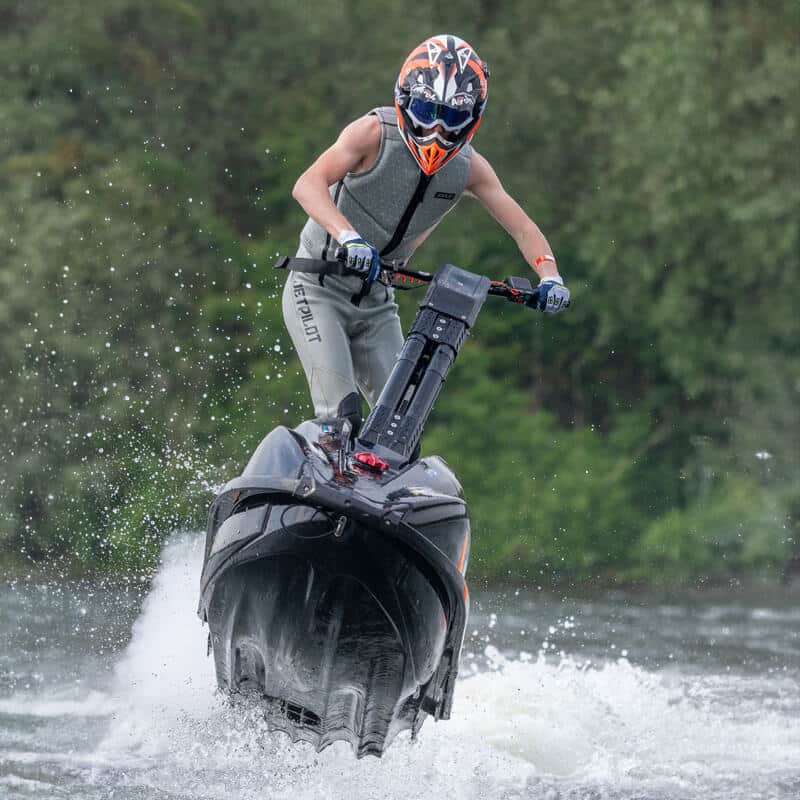 rider-aaustin-cambridge-210